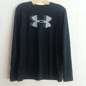 Under Amour long sleeve t-shirt.